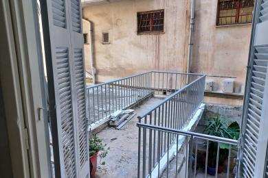 ΔΙΑΜΕΡΙΣΜΑ ΣΤΑ ΚΑΤΩ ΠΑΤΗΣΙΑ